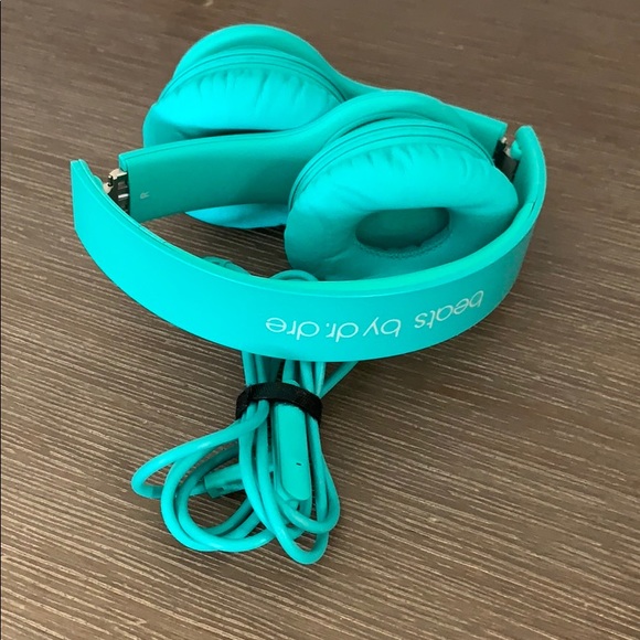 Beats By Dre Headphones - Picture 3 of 4